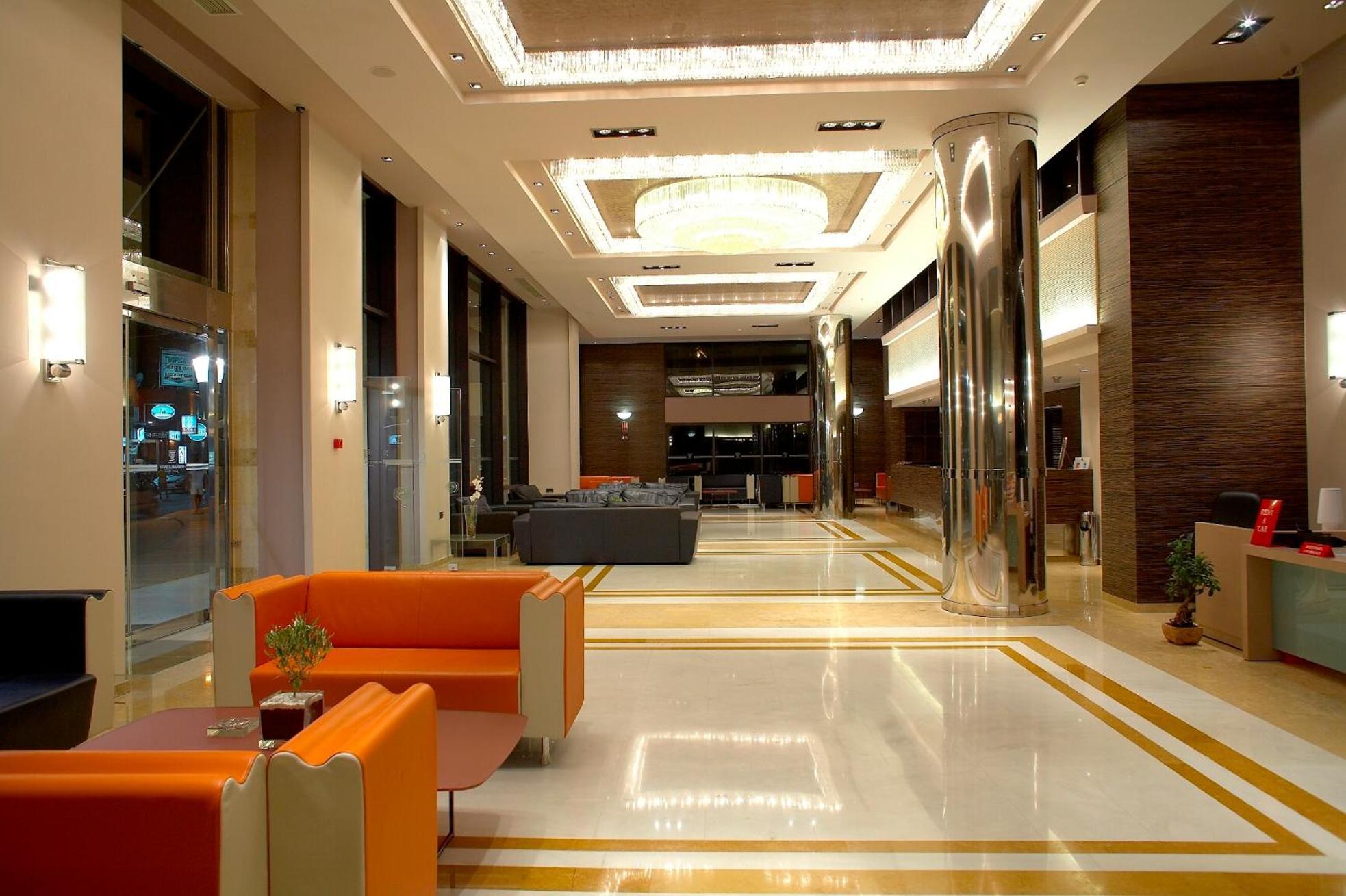 Porto Platanias Beach Resort & Spa Exterior foto Lobby